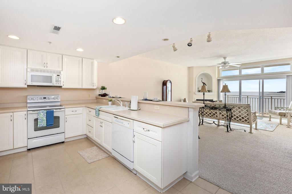 103 WILLIAMS STREET 416