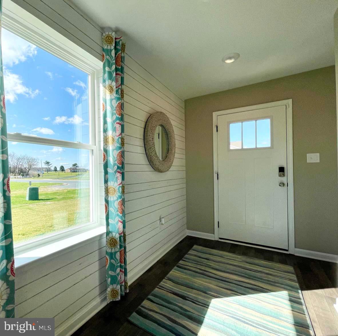 819 TYNE LOOP