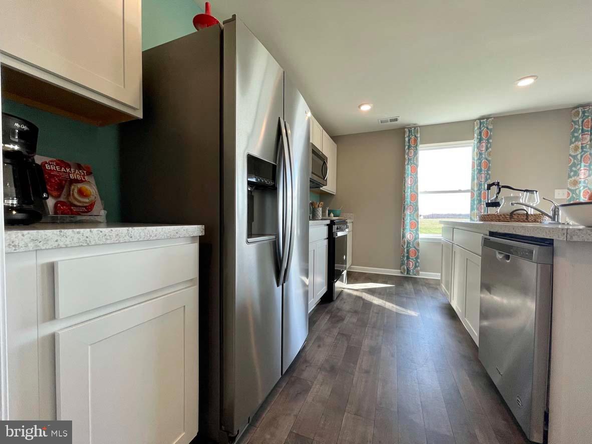 819 TYNE LOOP