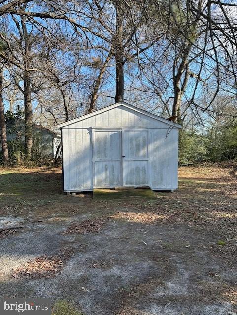 6809 PEGGY DRIVE