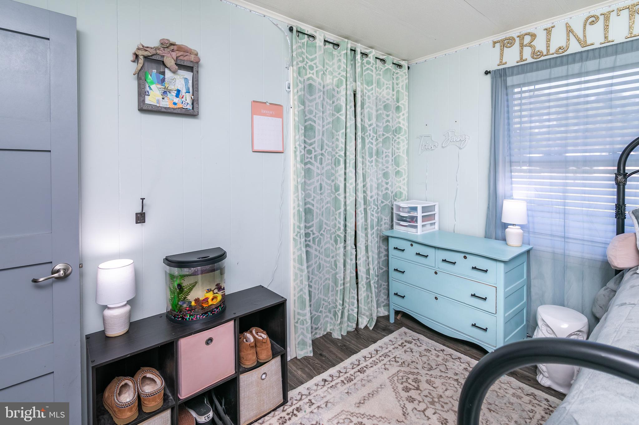 27227 OCEAN GATEWAY