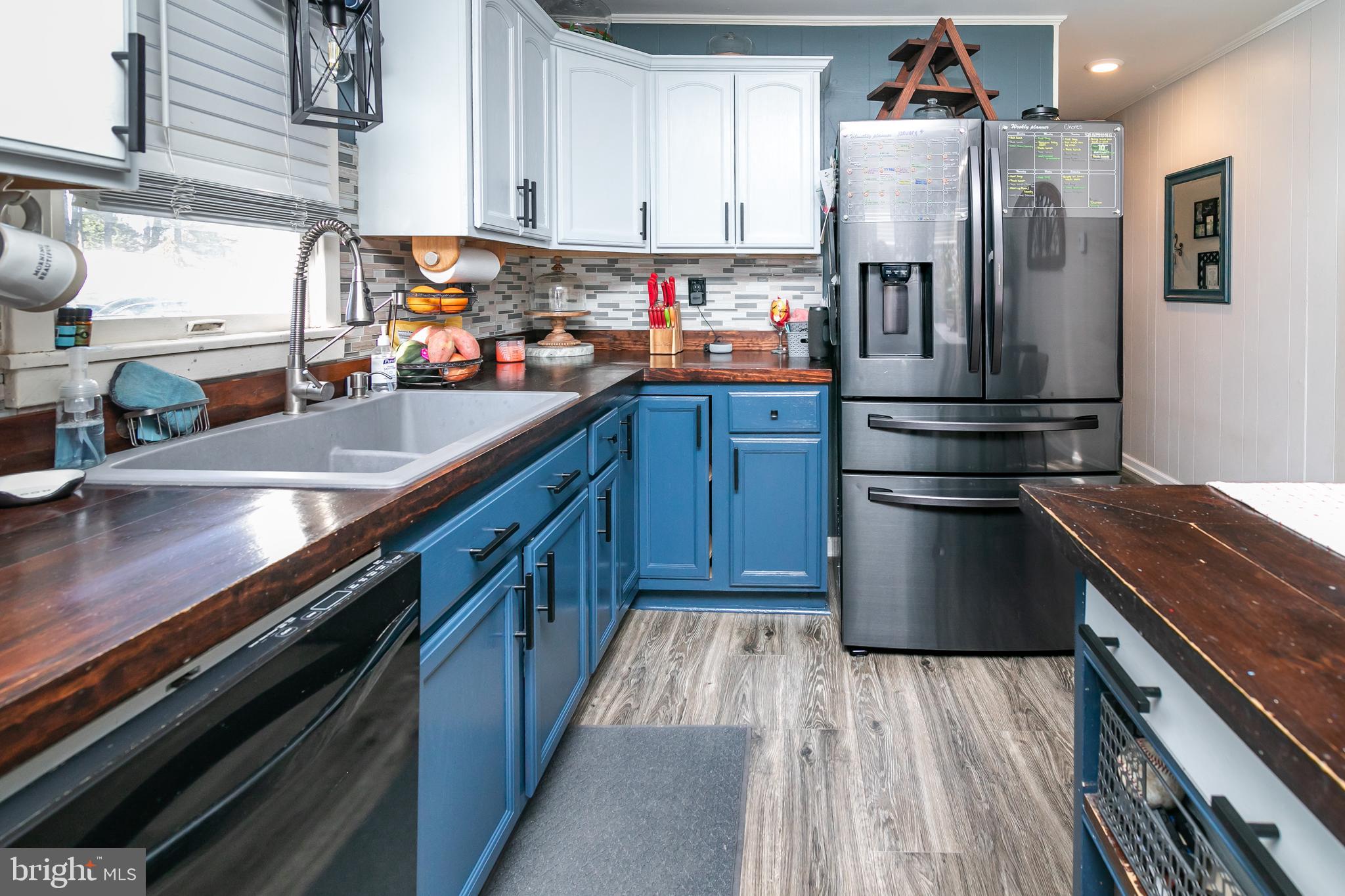27227 OCEAN GATEWAY