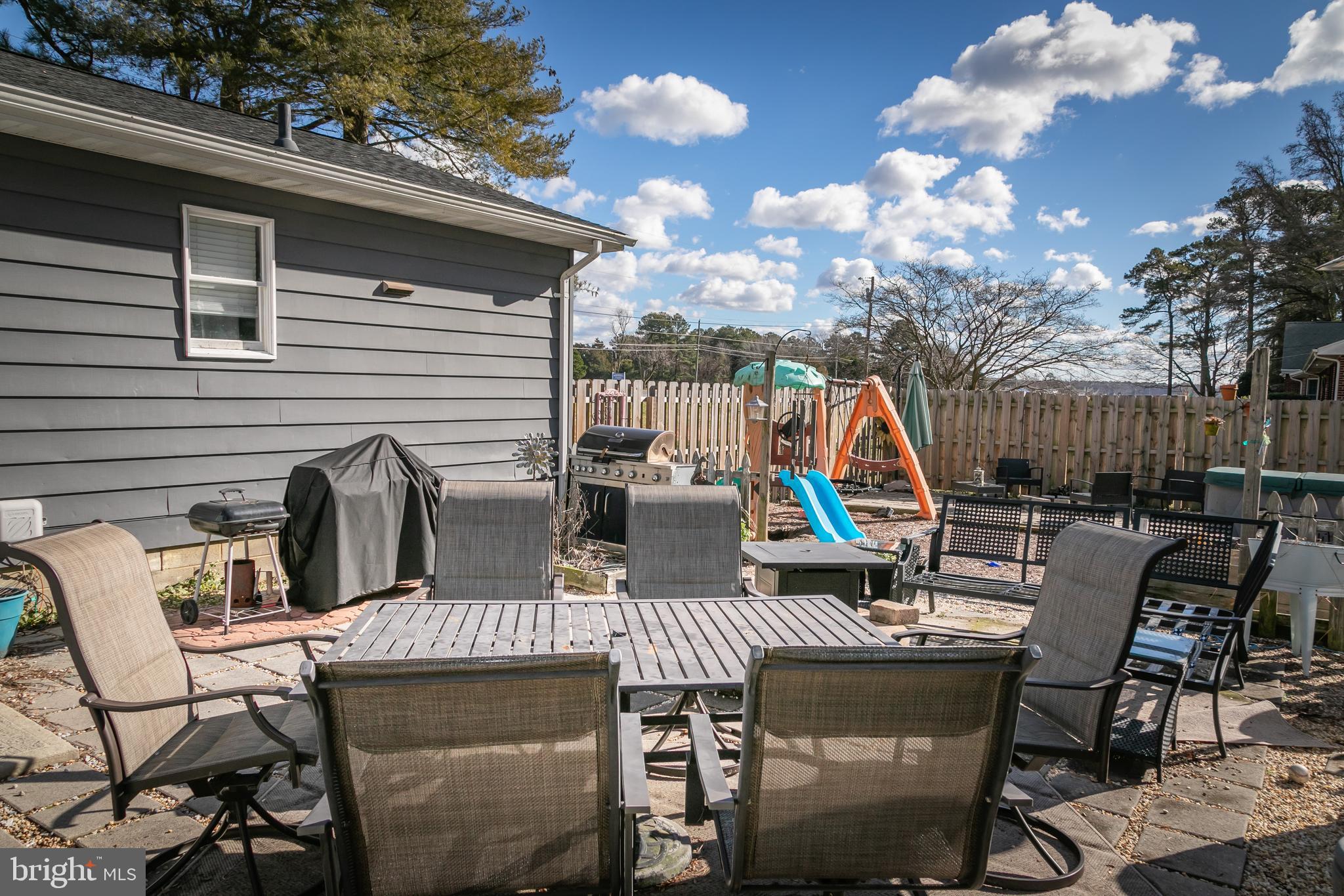 27227 OCEAN GATEWAY