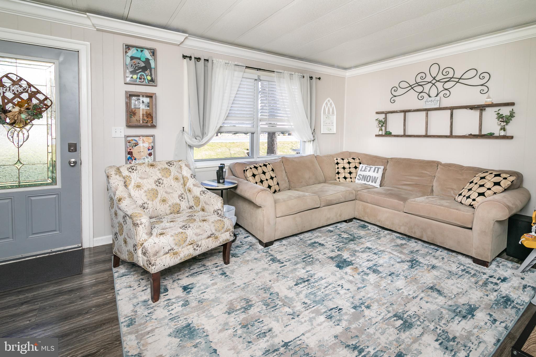 27227 OCEAN GATEWAY