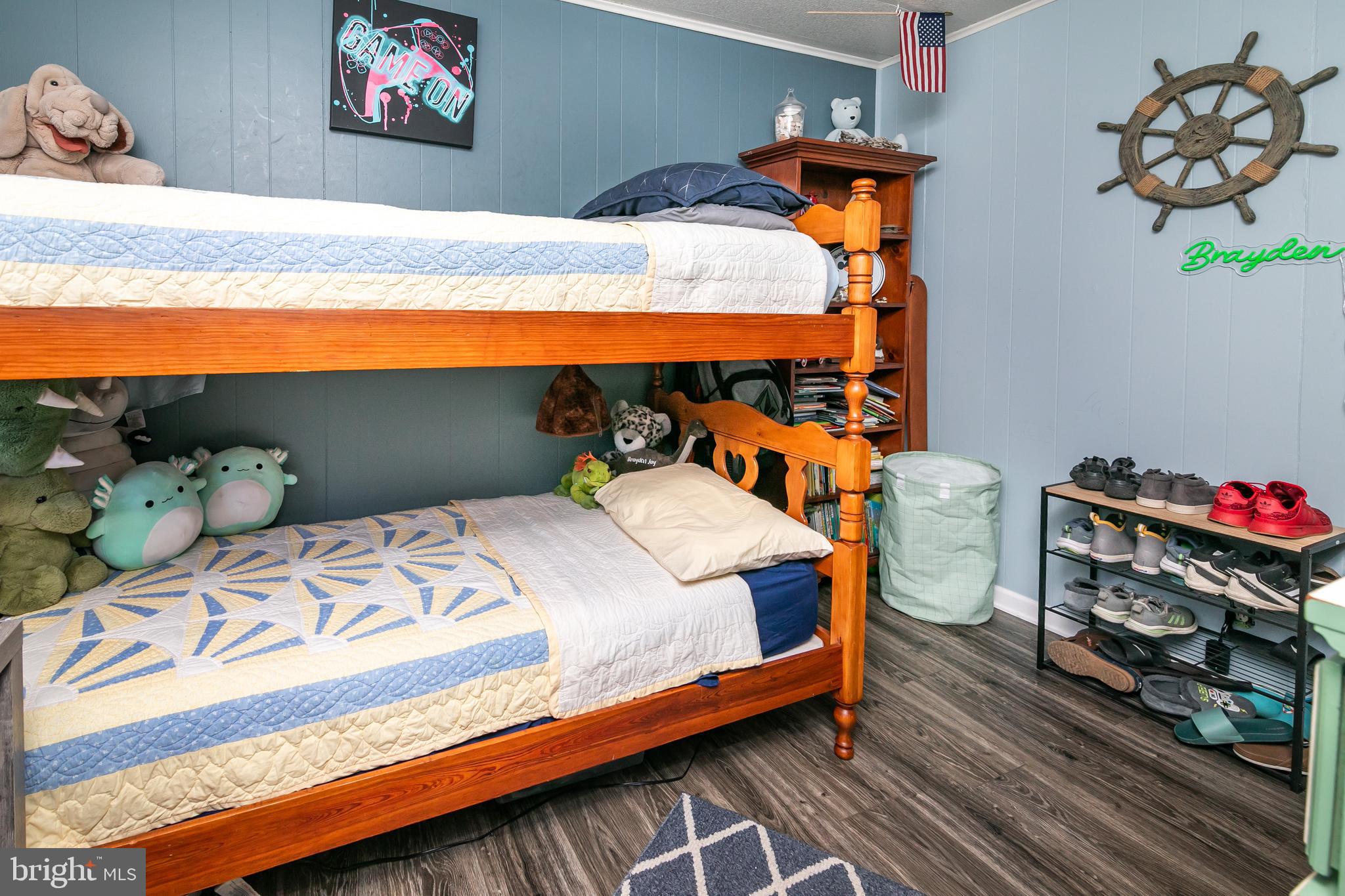 27227 OCEAN GATEWAY
