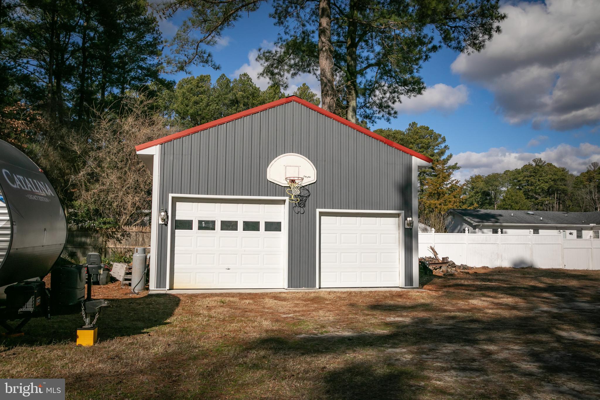 27227 OCEAN GATEWAY