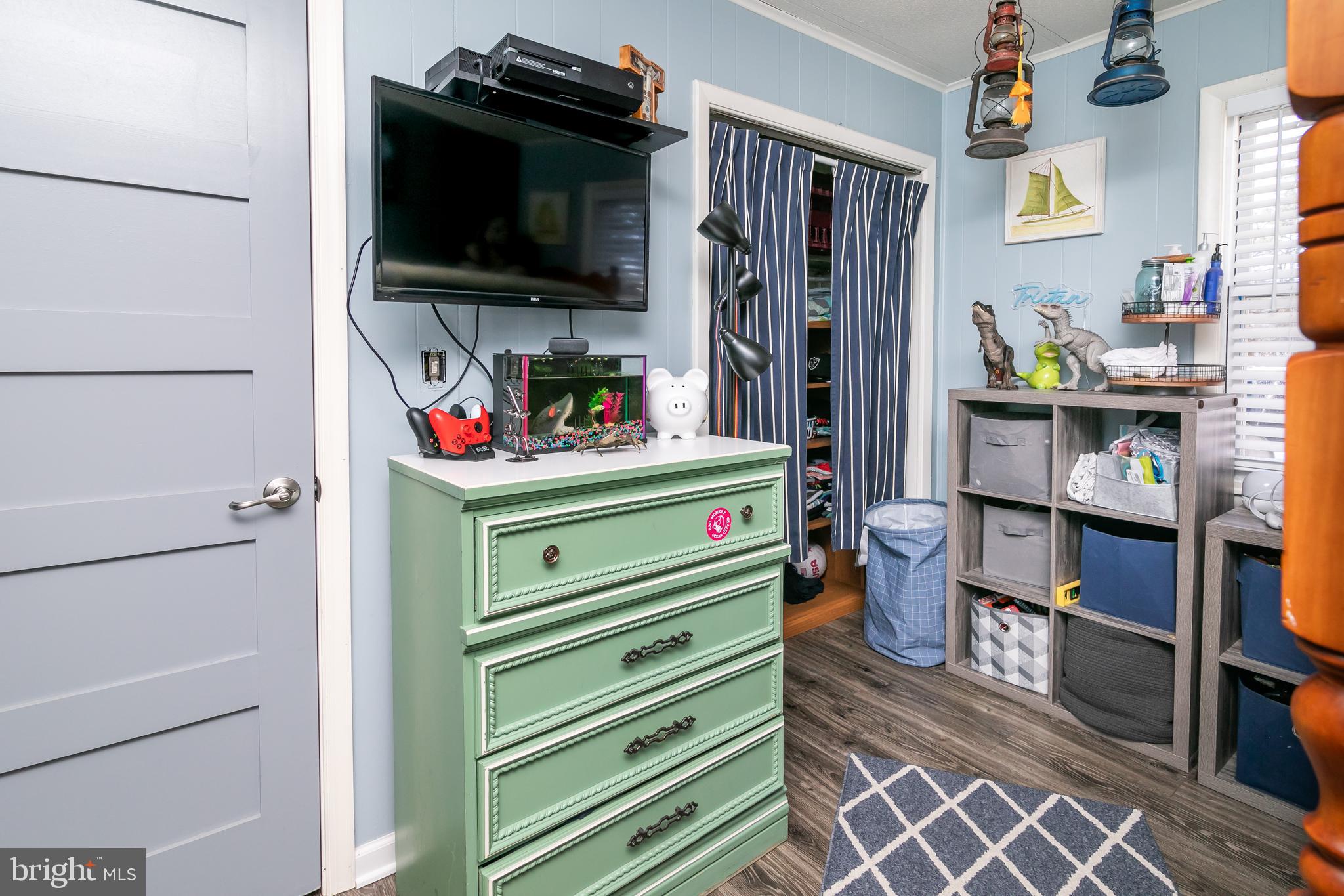 27227 OCEAN GATEWAY