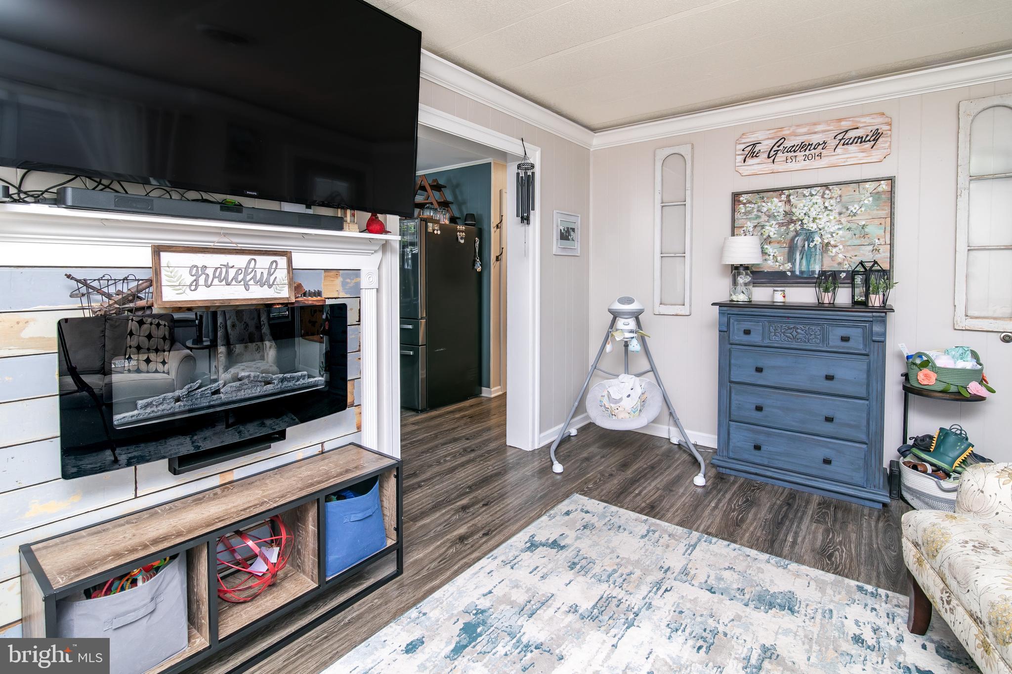 27227 OCEAN GATEWAY