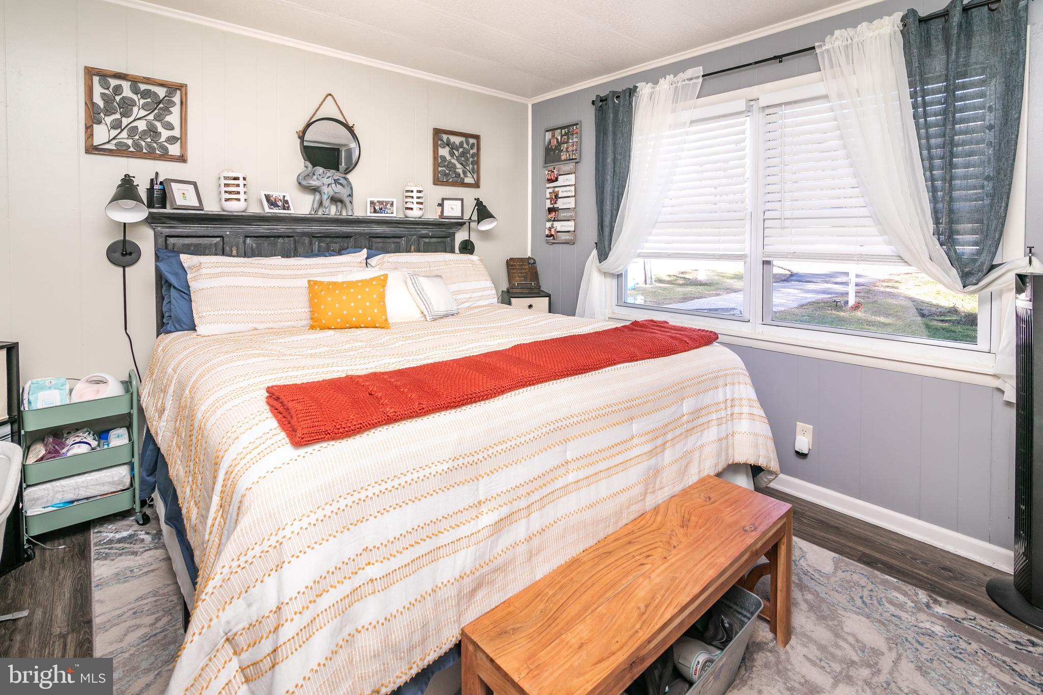 27227 OCEAN GATEWAY