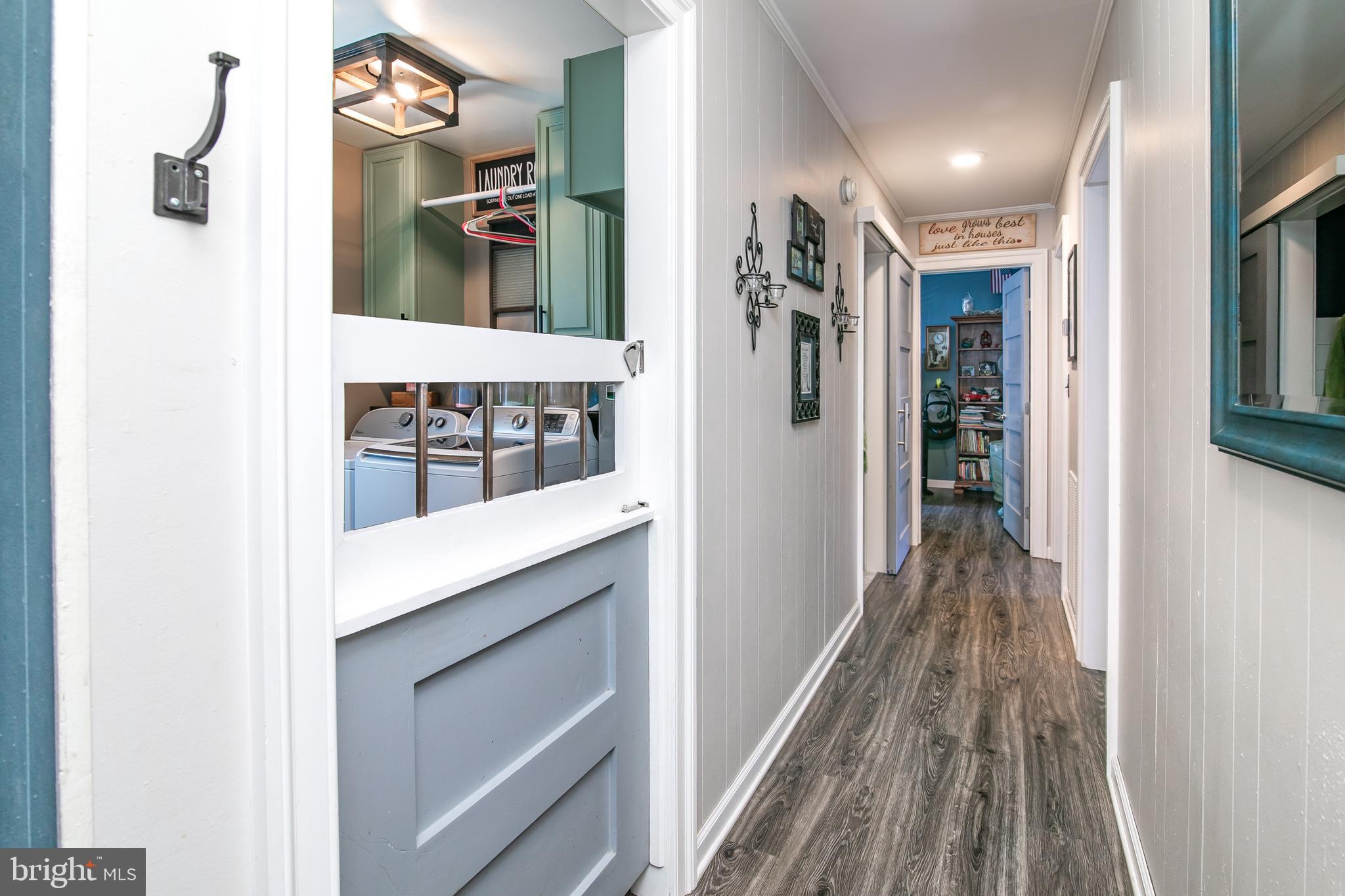27227 OCEAN GATEWAY