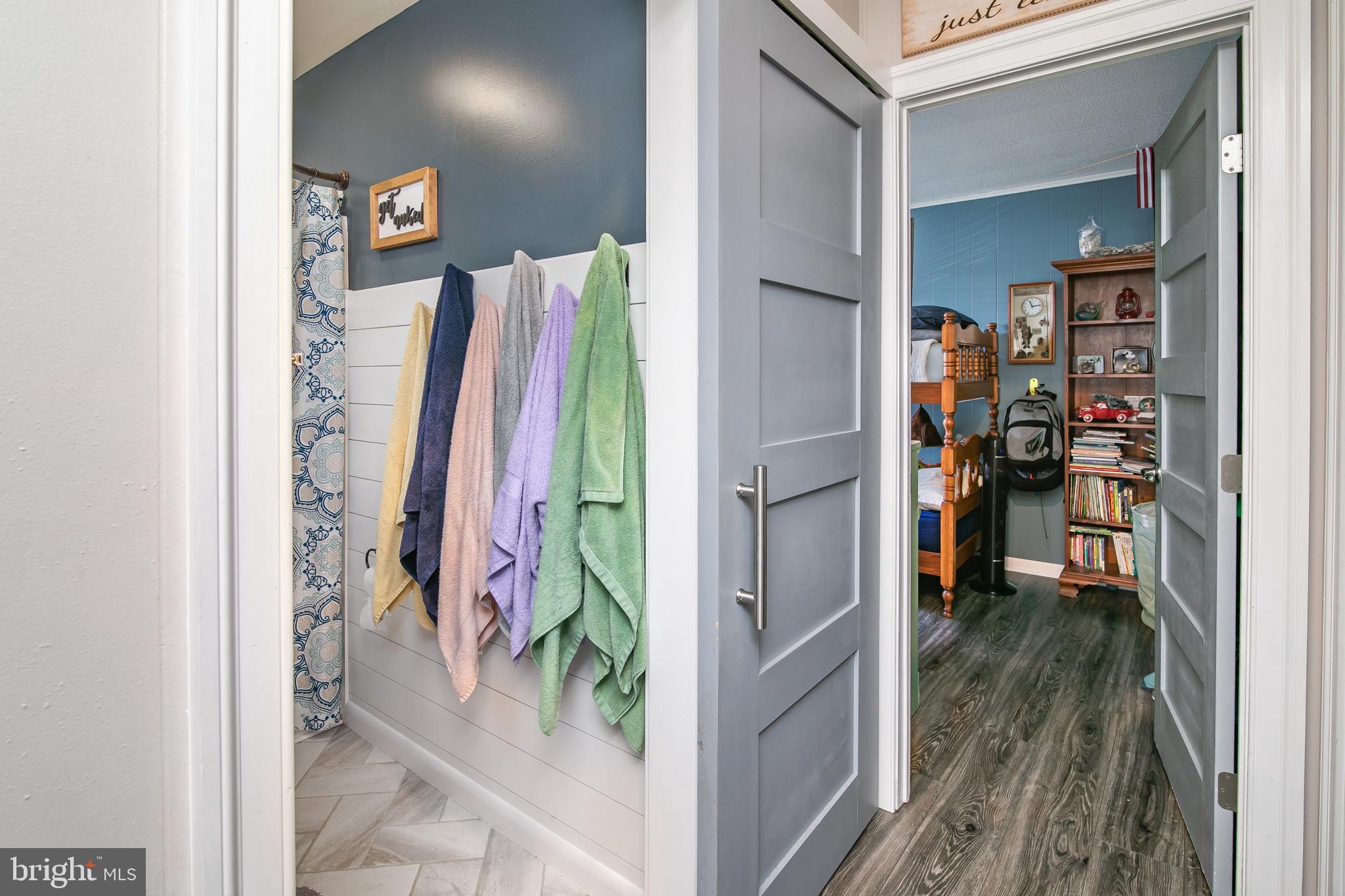 27227 OCEAN GATEWAY