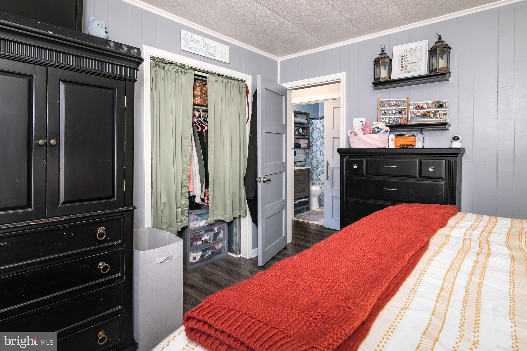 27227 OCEAN GATEWAY