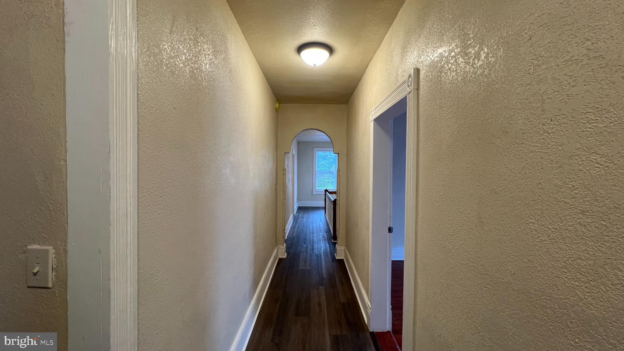 214 E ISABELLA STREET