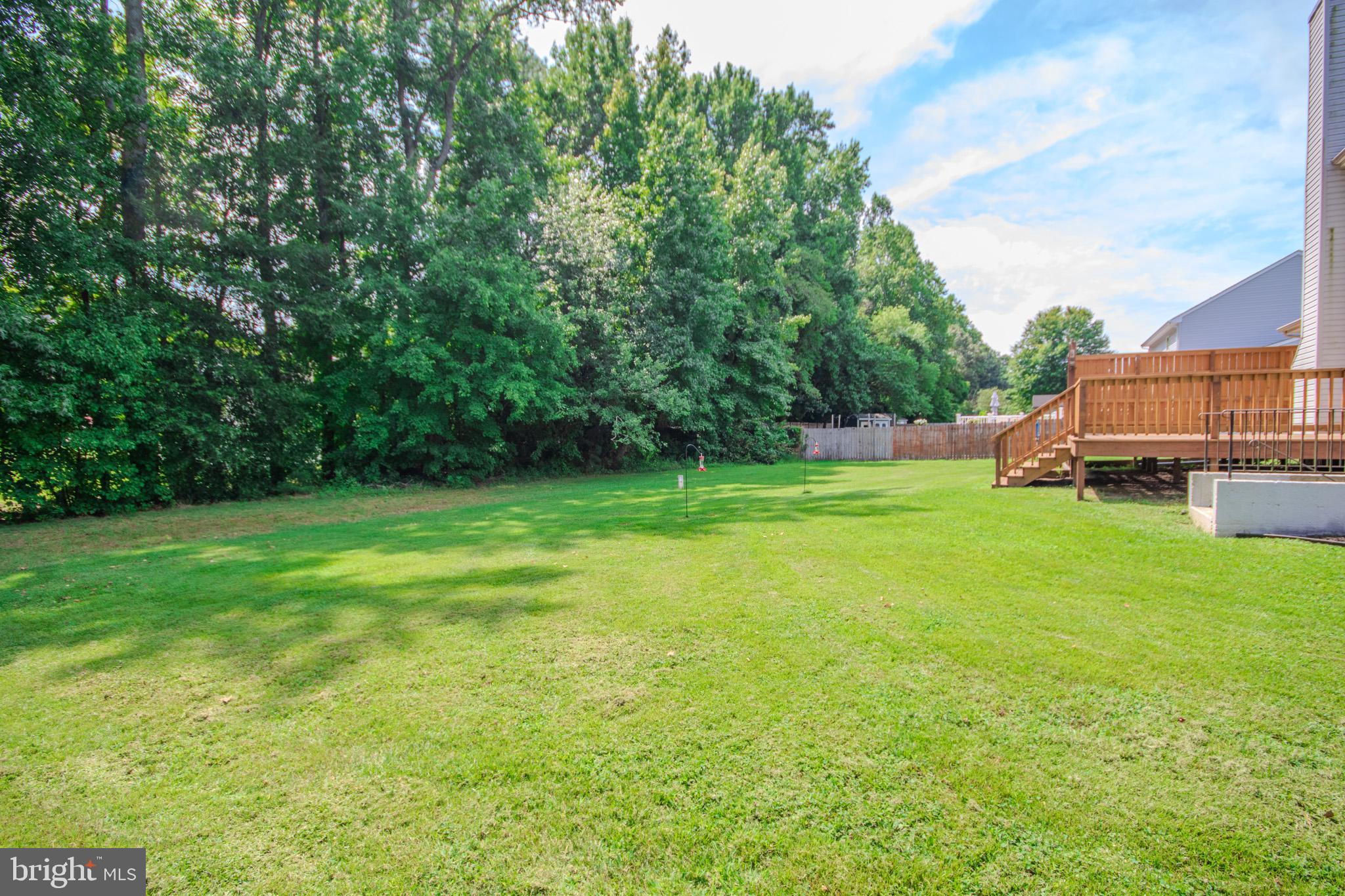 8595 SHADOW LANE