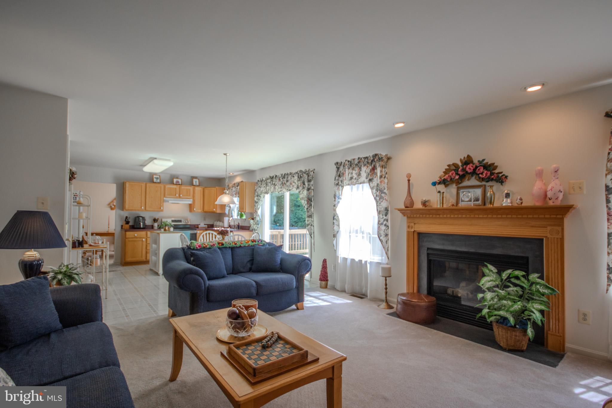 8595 SHADOW LANE