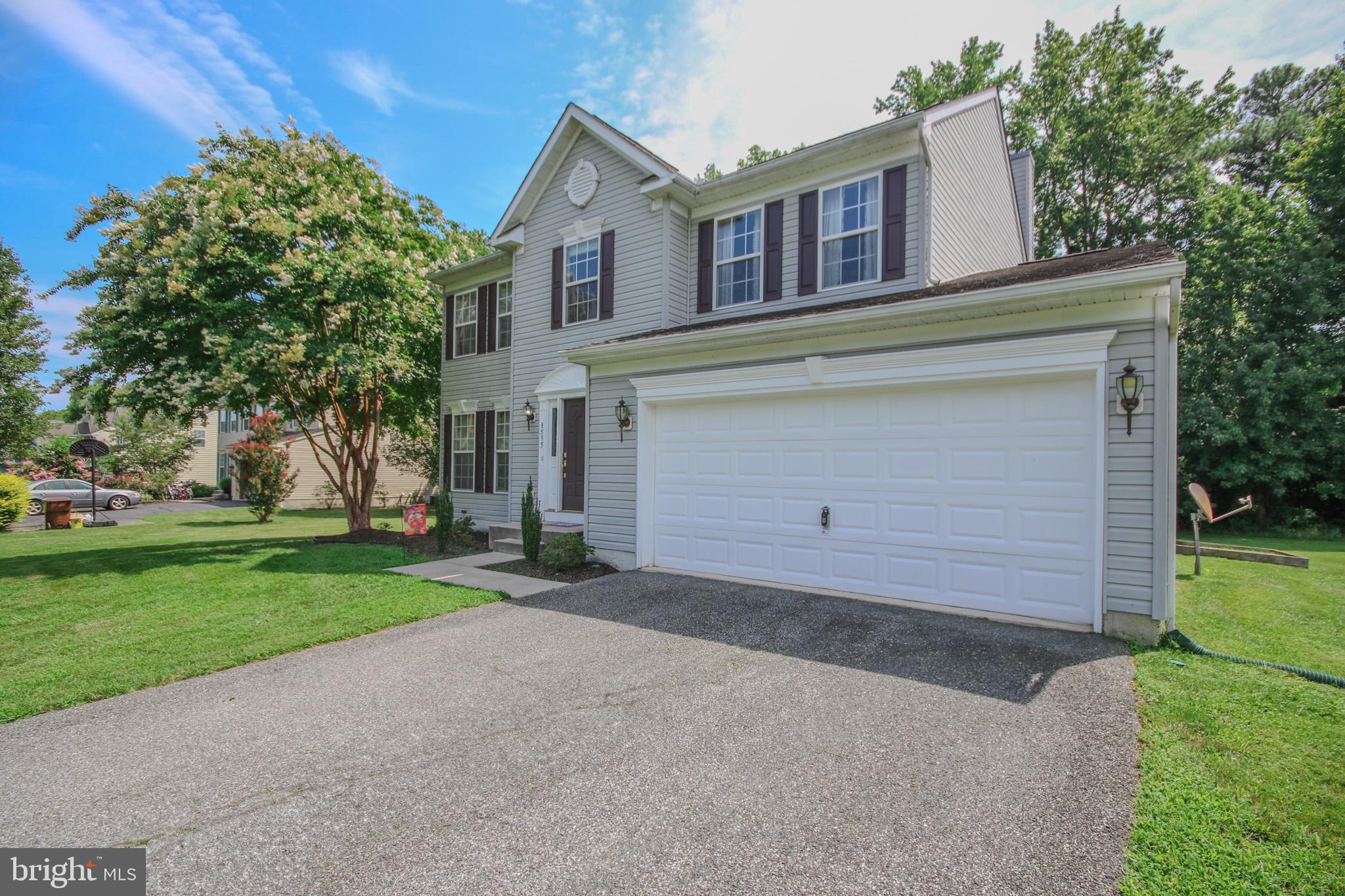 8595 SHADOW LANE