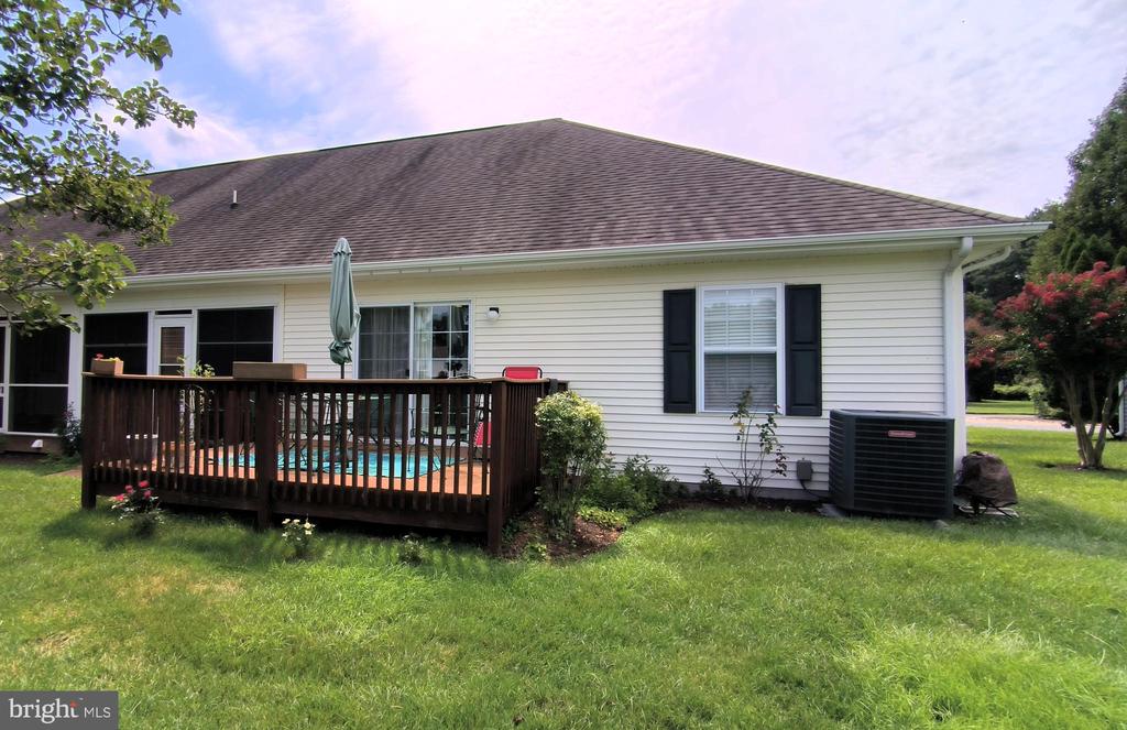 903 SAPPHIRE COURT