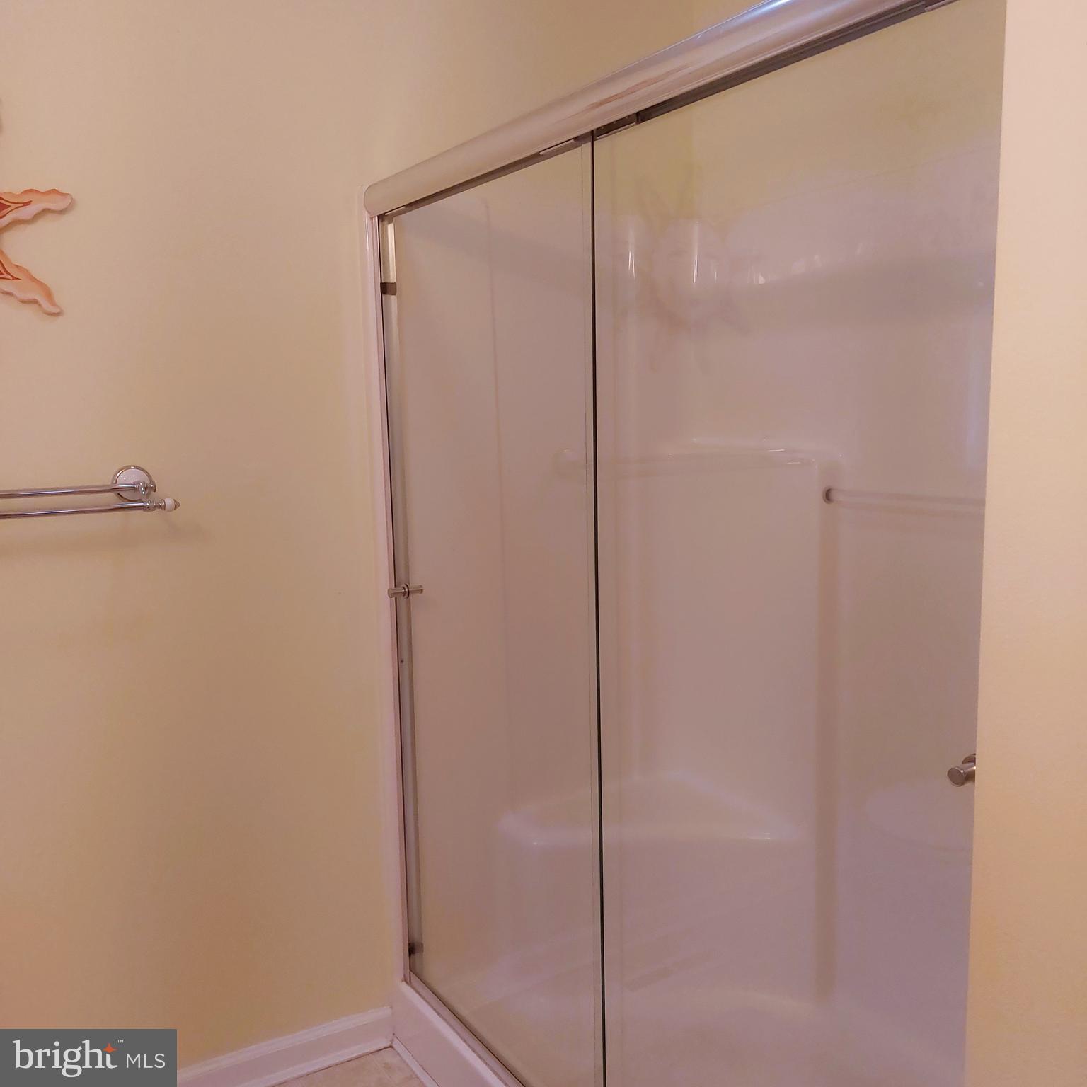 903 SAPPHIRE COURT