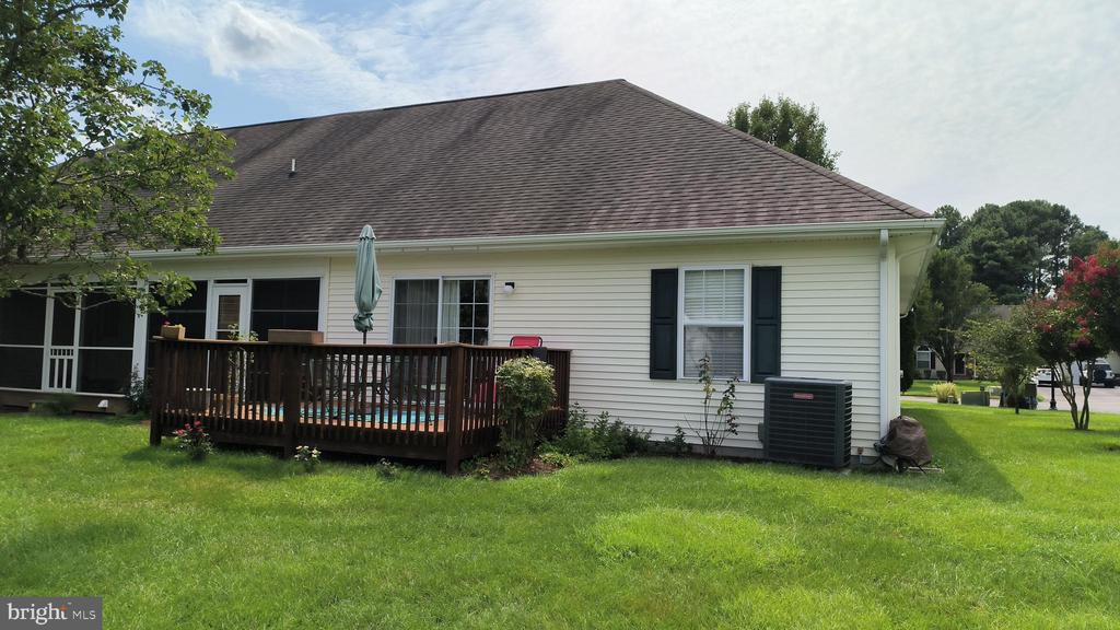 903 SAPPHIRE COURT
