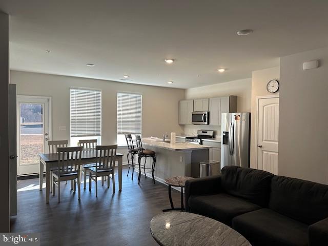 409 STREAM VALLEY COURT