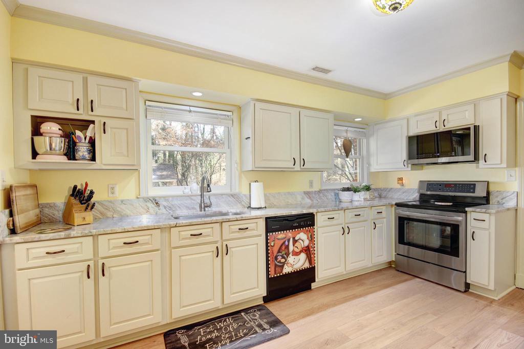 1307 WOODLAND ROAD