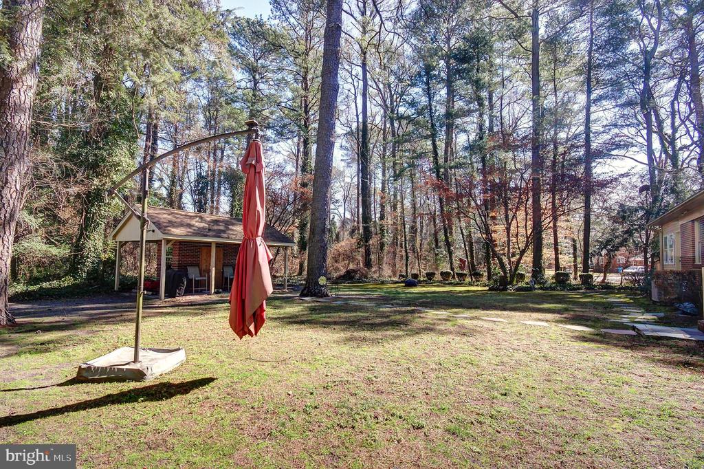 1307 WOODLAND ROAD