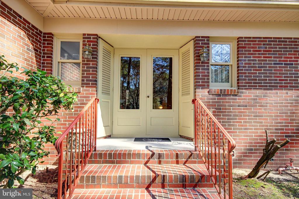 1307 WOODLAND ROAD