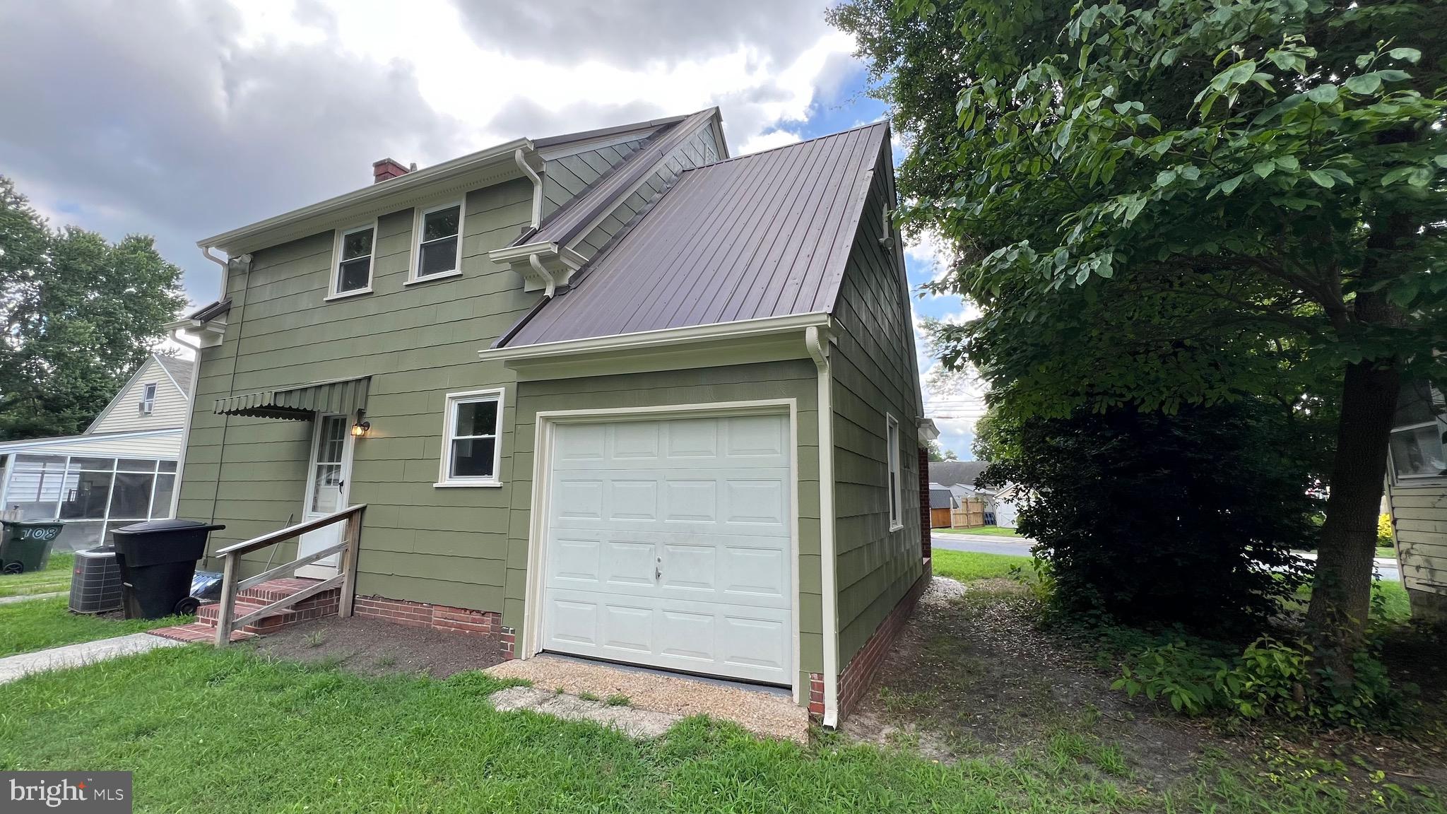 710 ROGER STREET