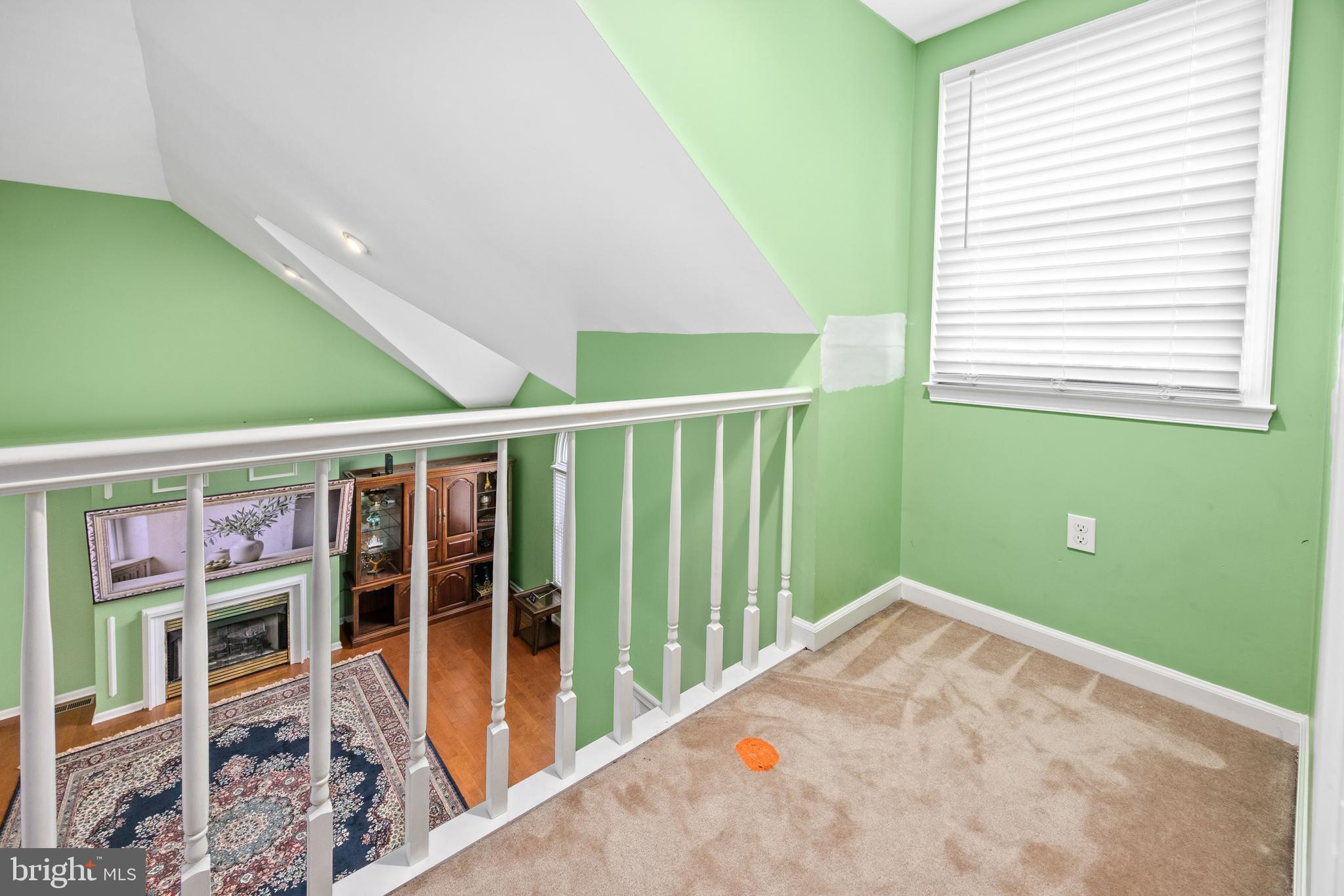 30085 HAYMARKET COURT