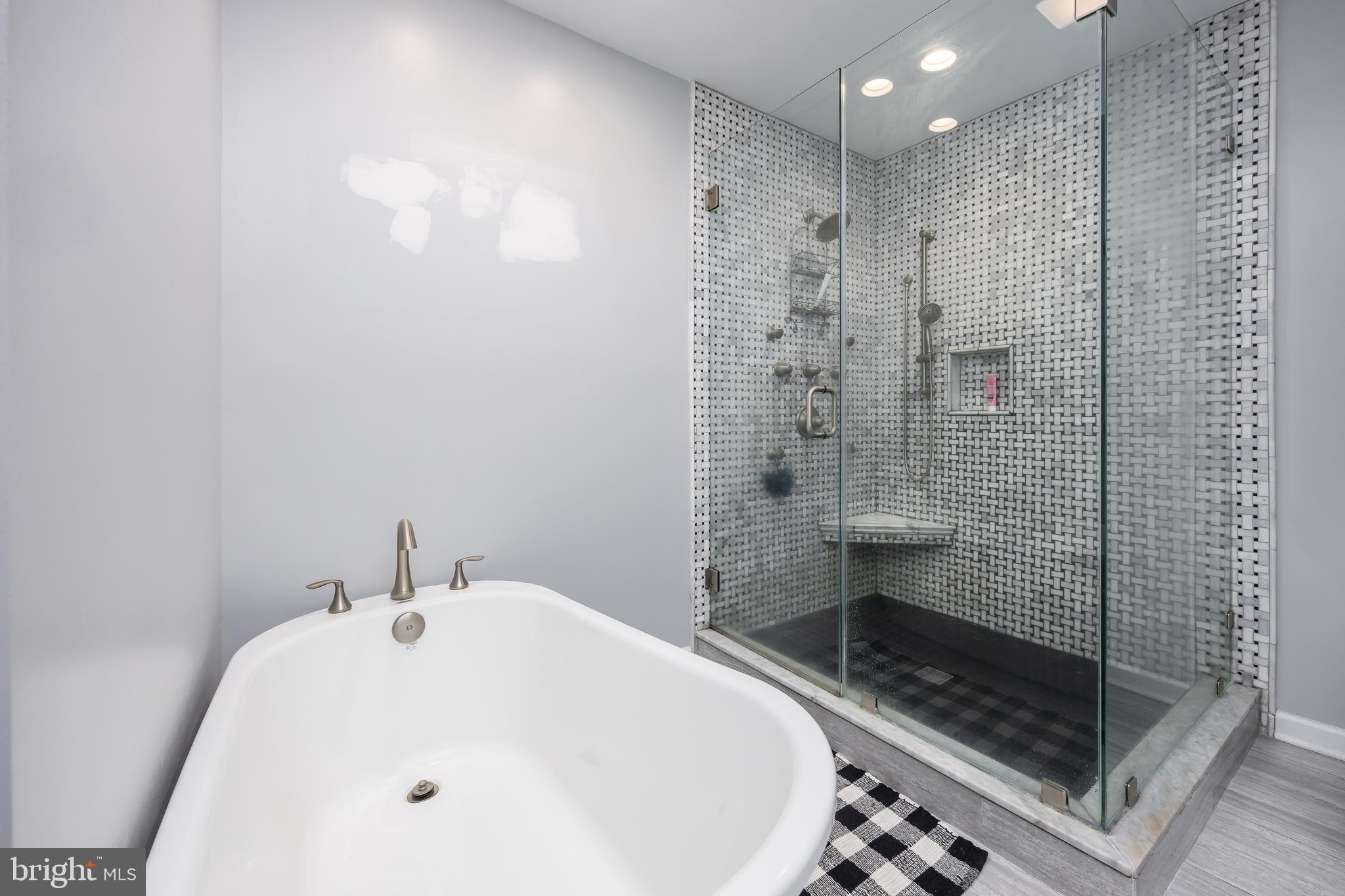 30085 HAYMARKET COURT