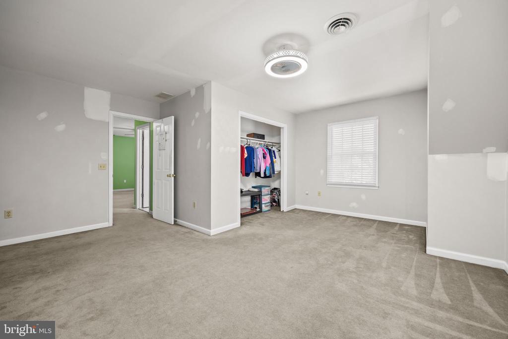 30085 HAYMARKET COURT