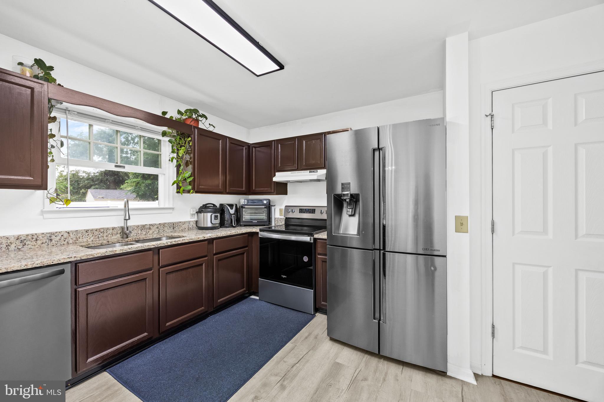 30085 HAYMARKET COURT