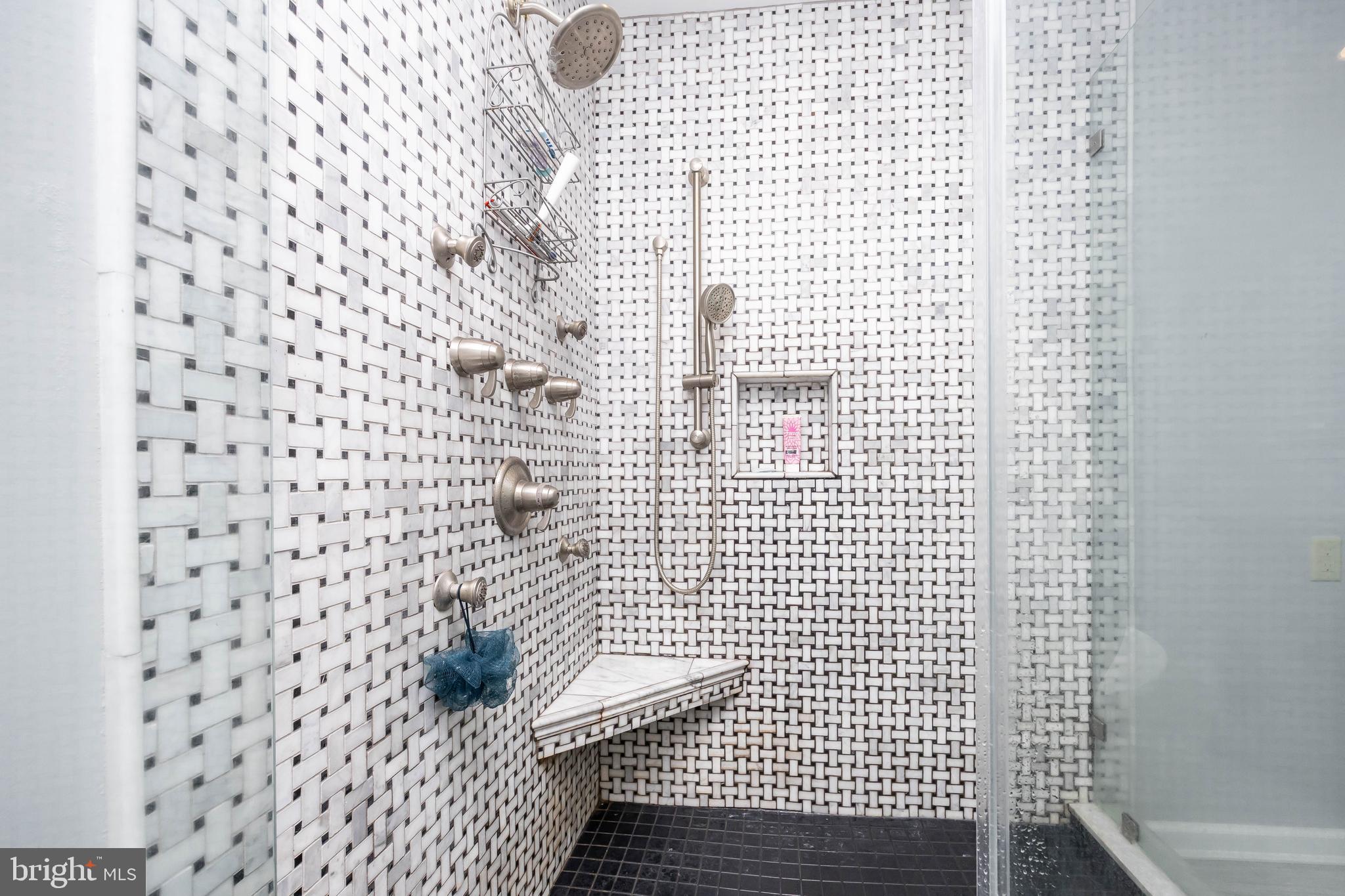 30085 HAYMARKET COURT