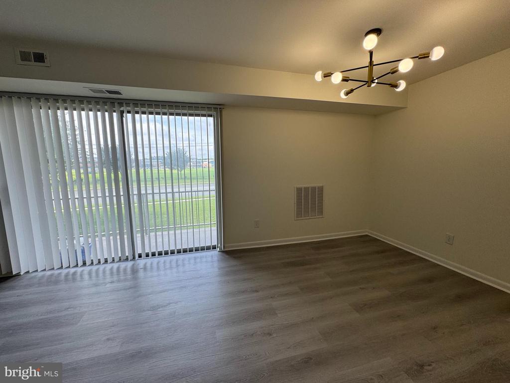 1028 ADAMS AVENUE 2D