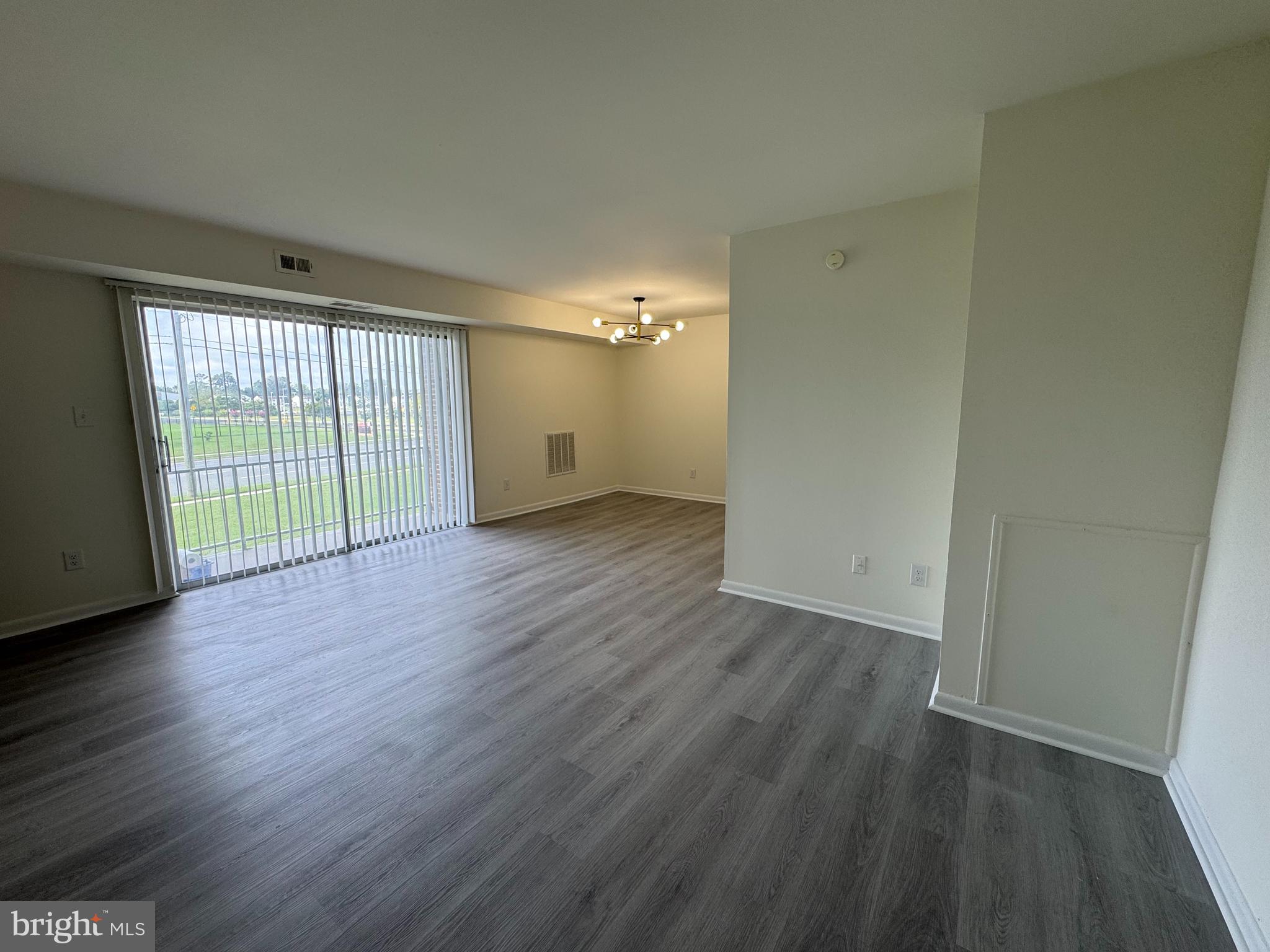 1028 ADAMS AVENUE 2D