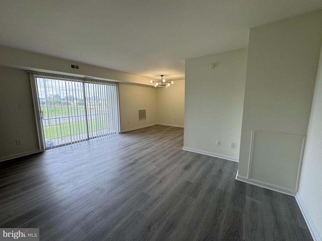 1028 ADAMS AVENUE 2D