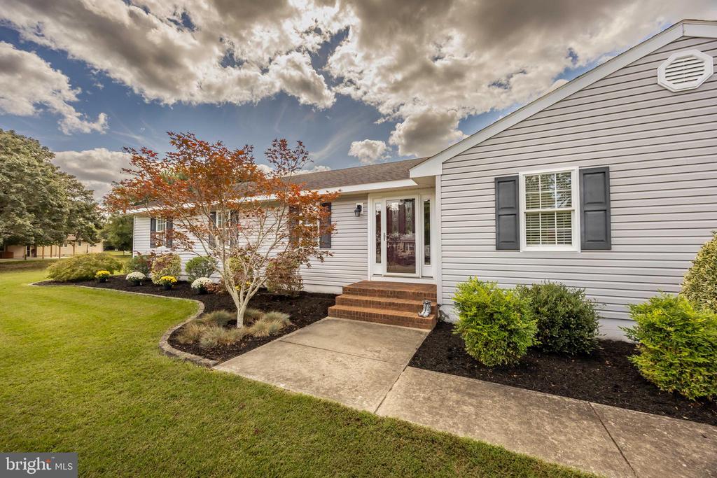 32831 WILLOMET COURT
