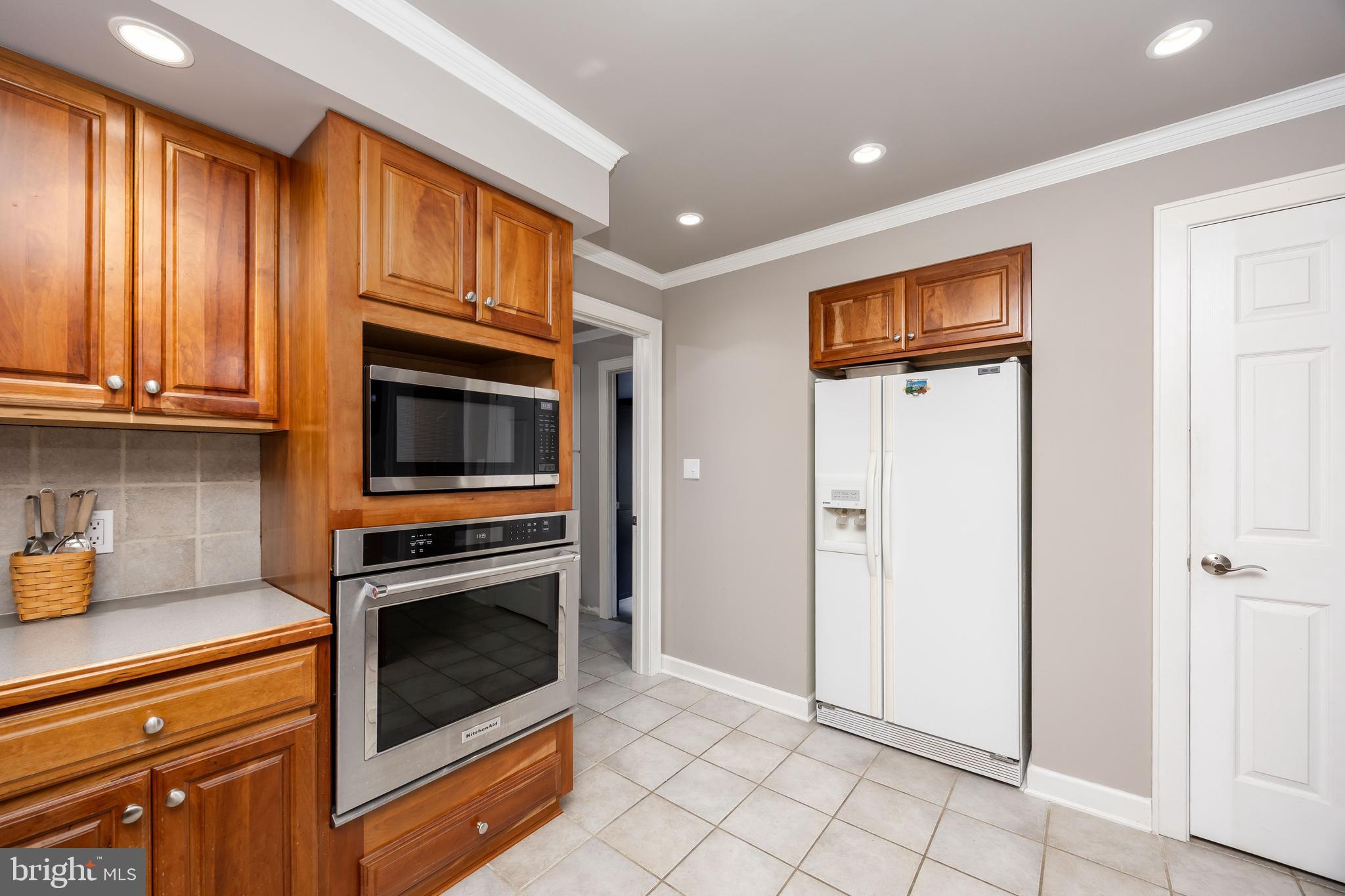 32831 WILLOMET COURT