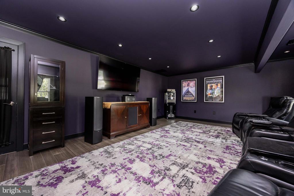 32831 WILLOMET COURT