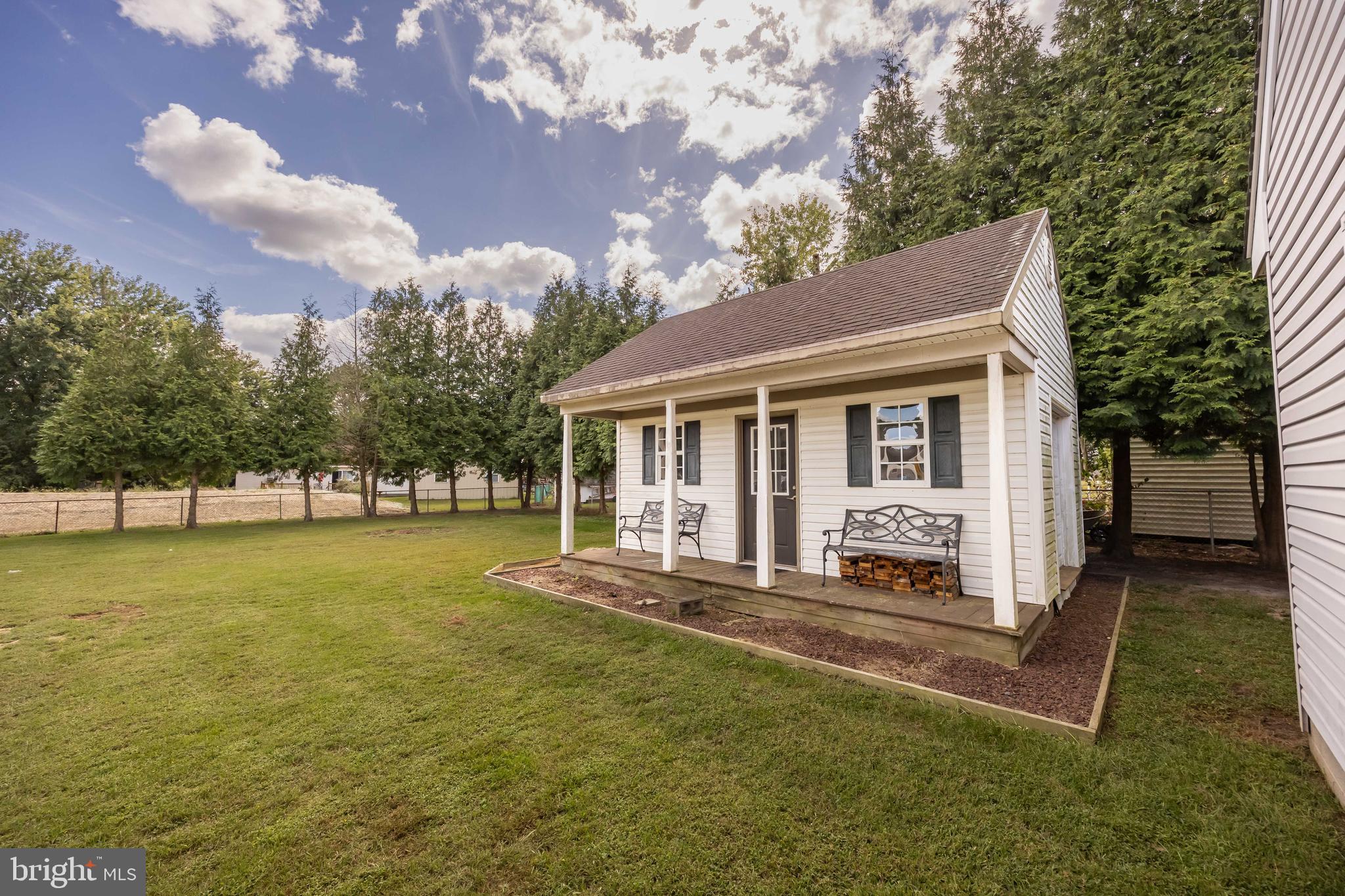 32831 WILLOMET COURT