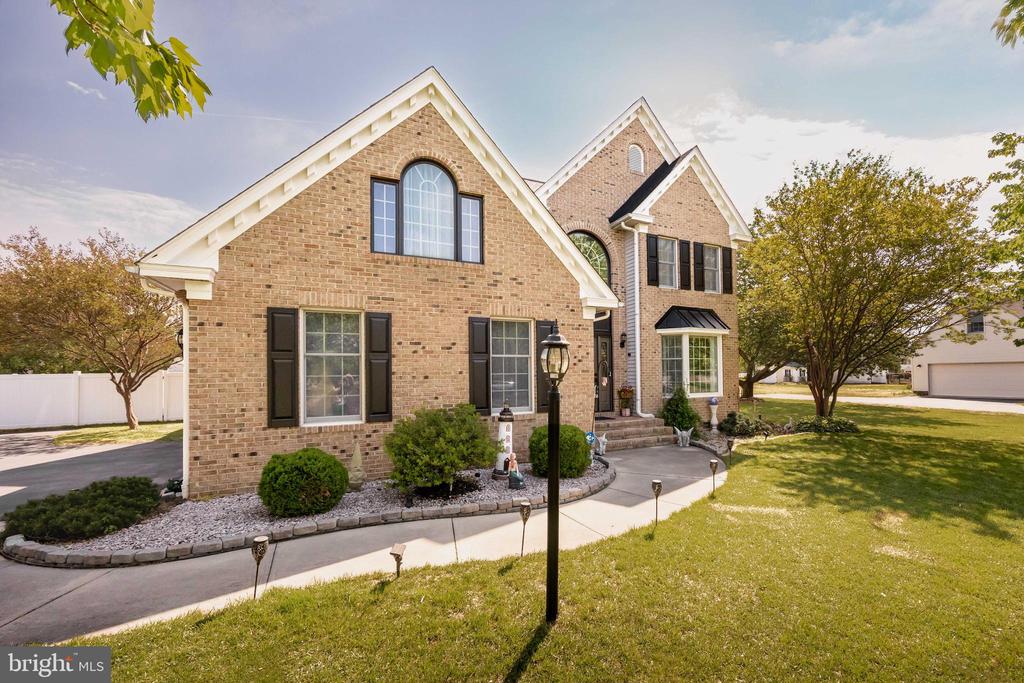 27539 HARNESS LANE