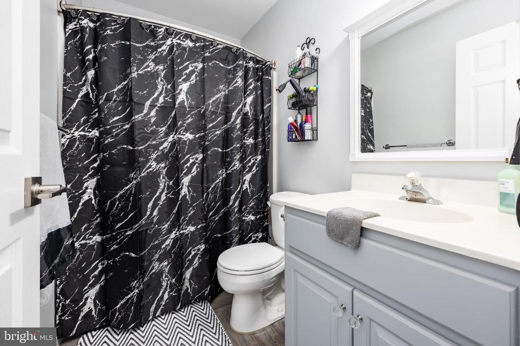 27539 HARNESS LANE