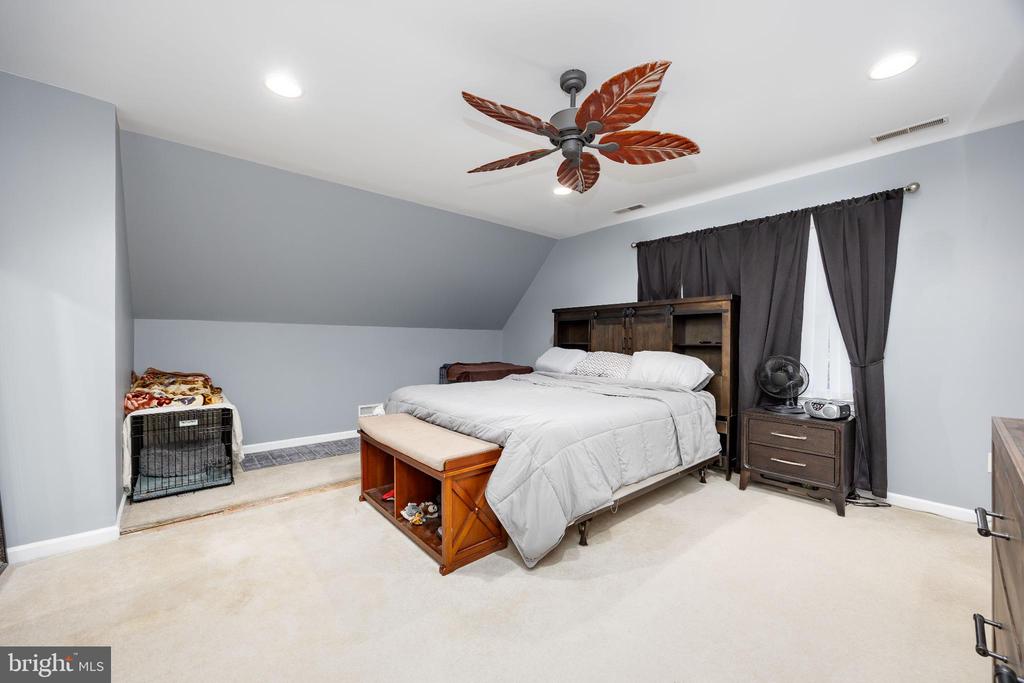 27539 HARNESS LANE