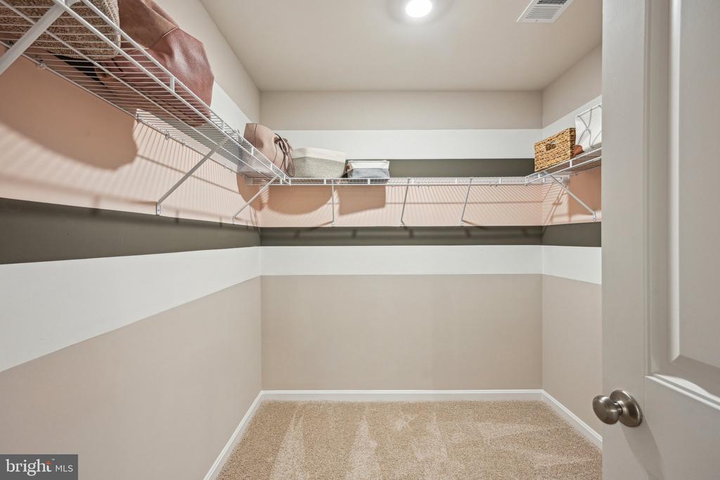 1123 ALBRITTON LANE