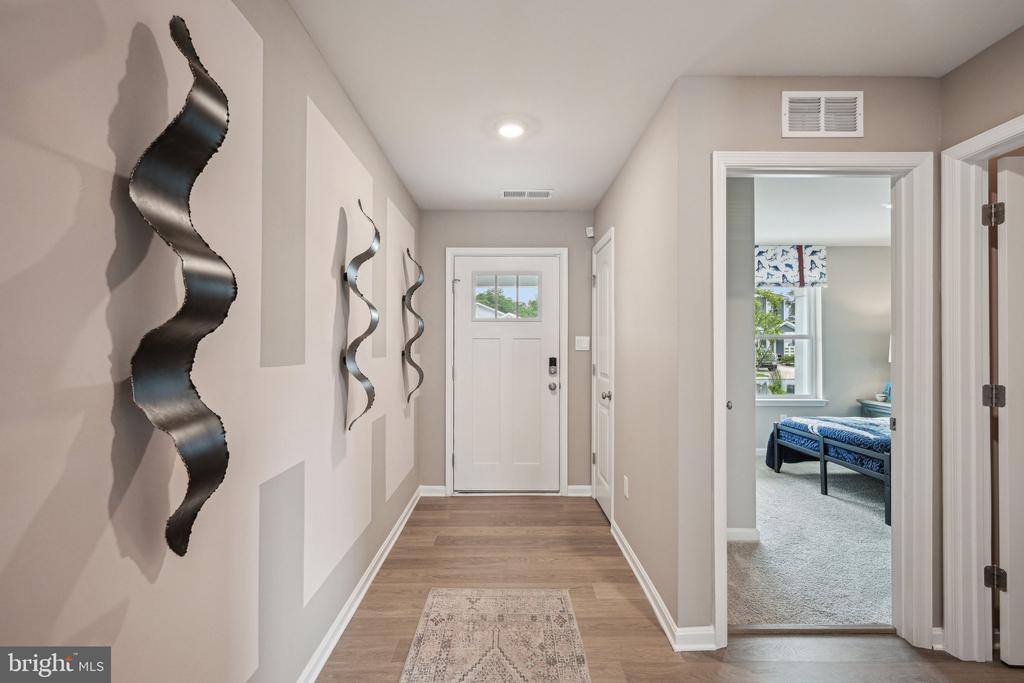 1123 ALBRITTON LANE