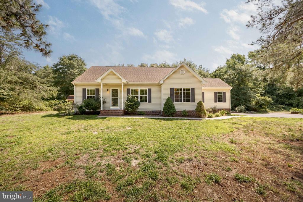 6033 DEER CREEK DRIVE