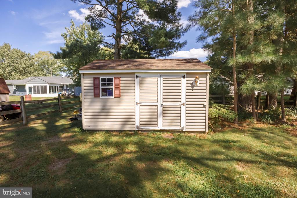 201 FAWN DRIVE