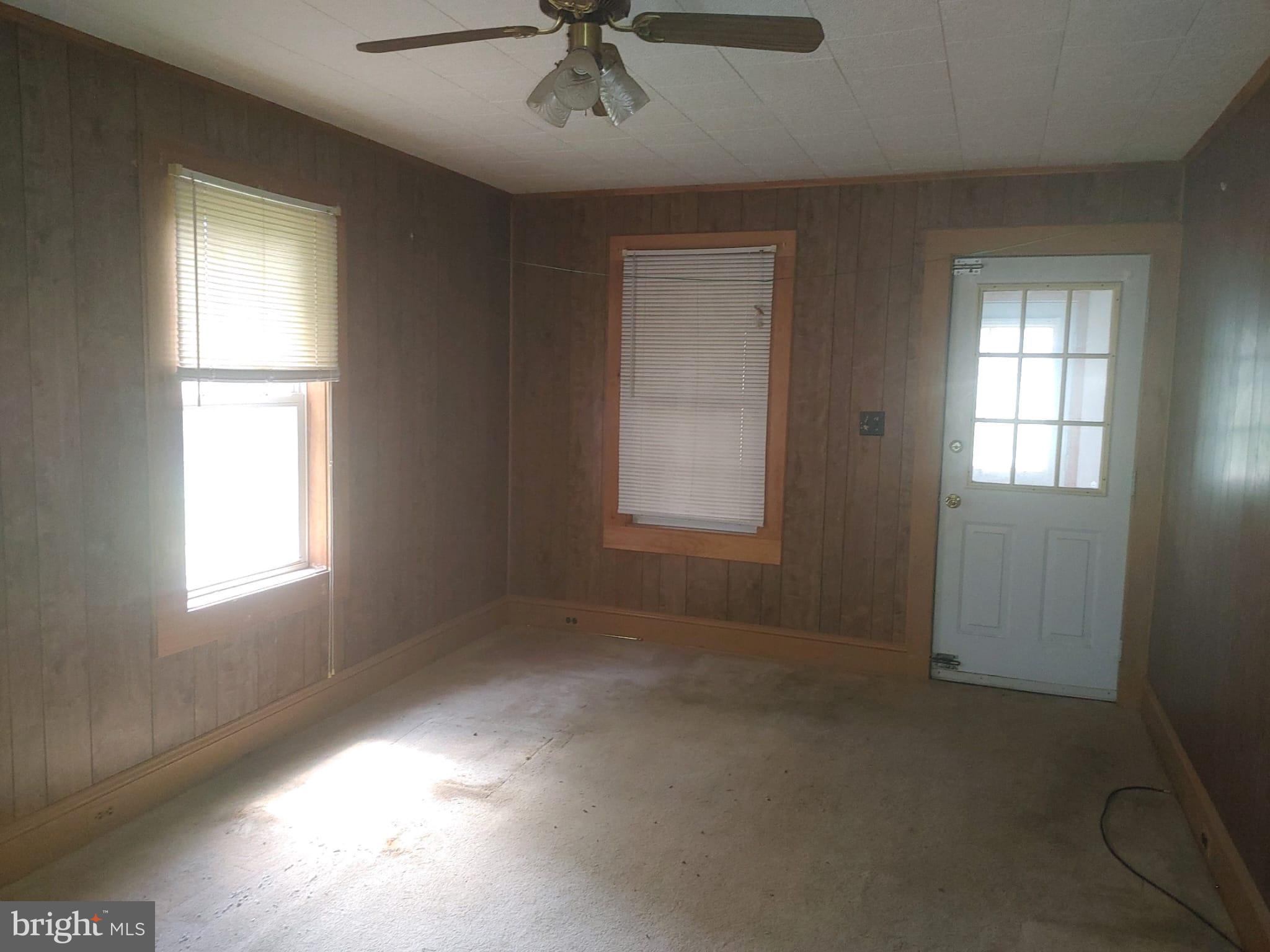 6026 WHITESBURG