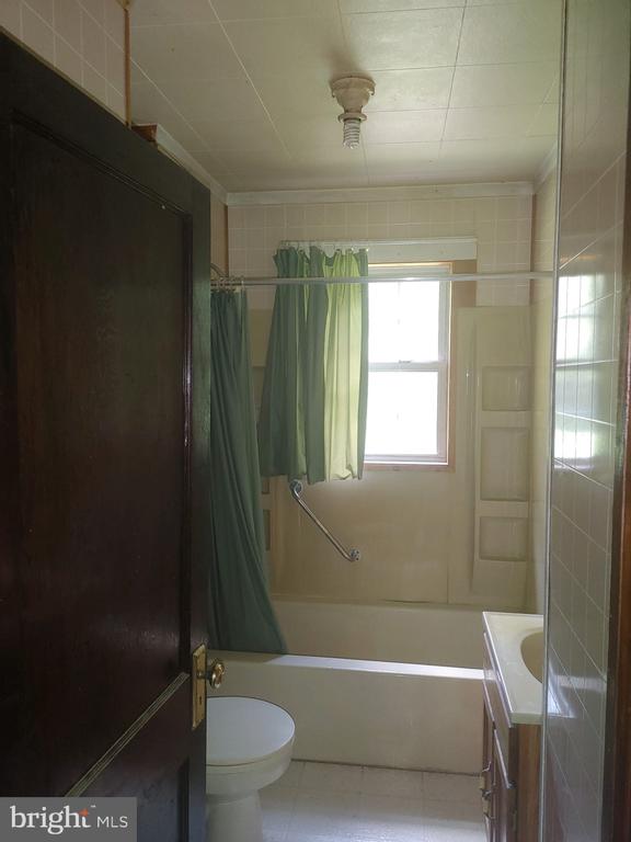 6026 WHITESBURG