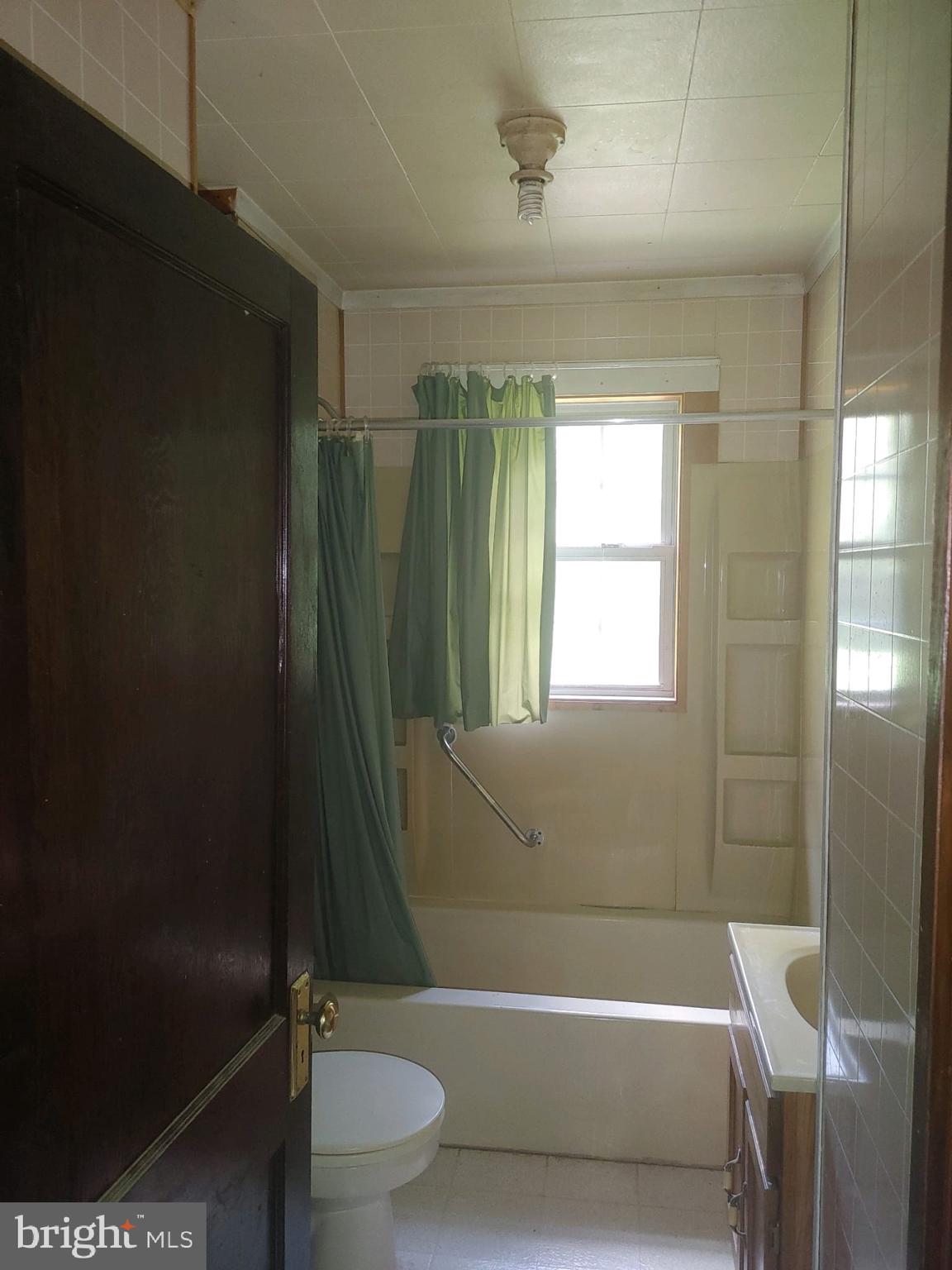 6026 WHITESBURG